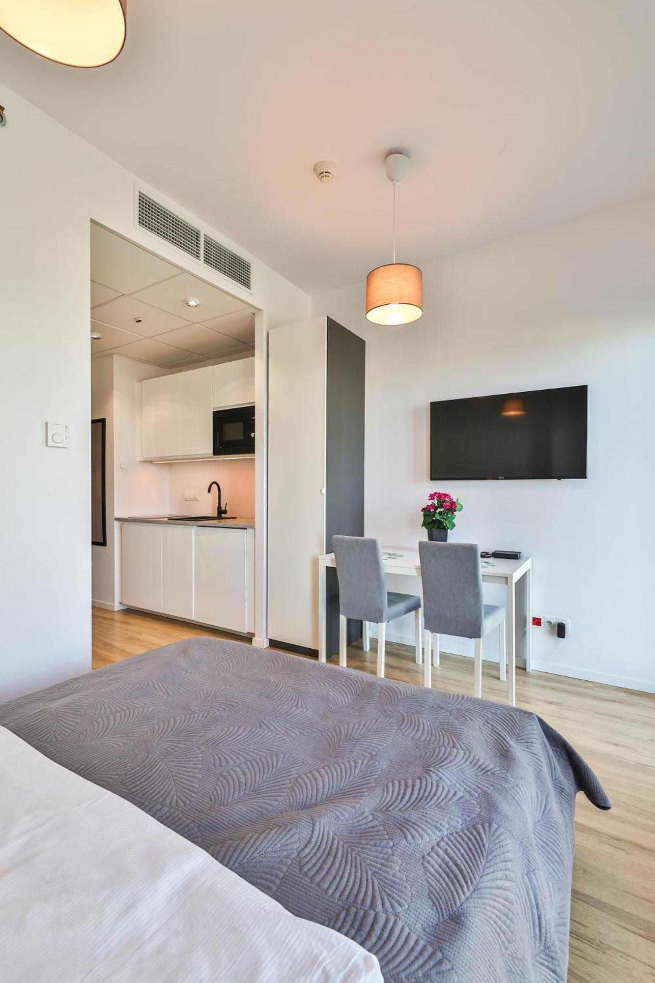 Kasprzaka 29 Bliska Wola Tower By Perfect Apart Varsovie Extérieur photo